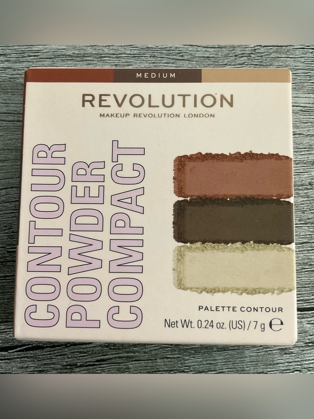 New Makeup Revolution London Contour Powder Compact Palette - Medium